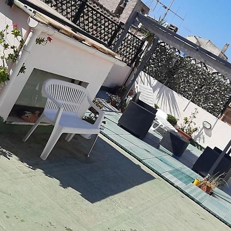 Rosa'S Apartment With Terrace Cagliari Exteriör bild