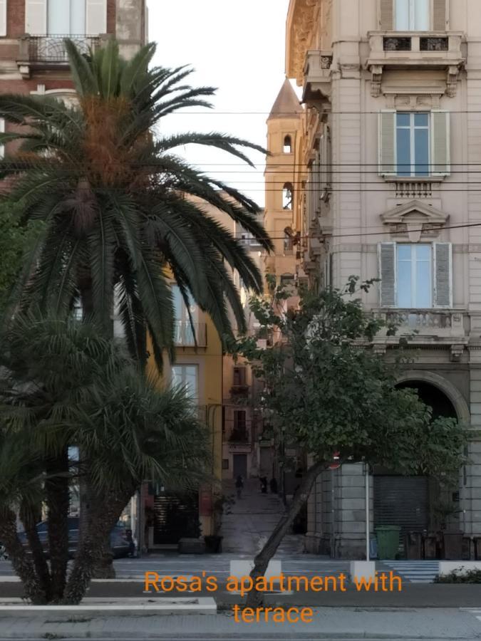 Rosa'S Apartment With Terrace Cagliari Exteriör bild